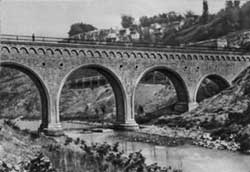 Акведук на р.Раздан в Ереване (арх. Р.Исраелян, инж. Г.Егиян, 1949)